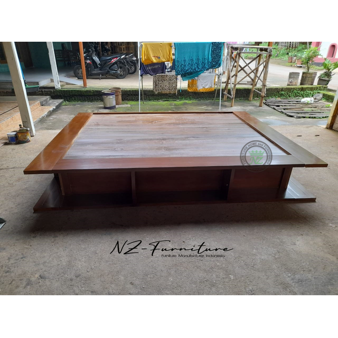 Bunk Bed Lesehan dan Laci