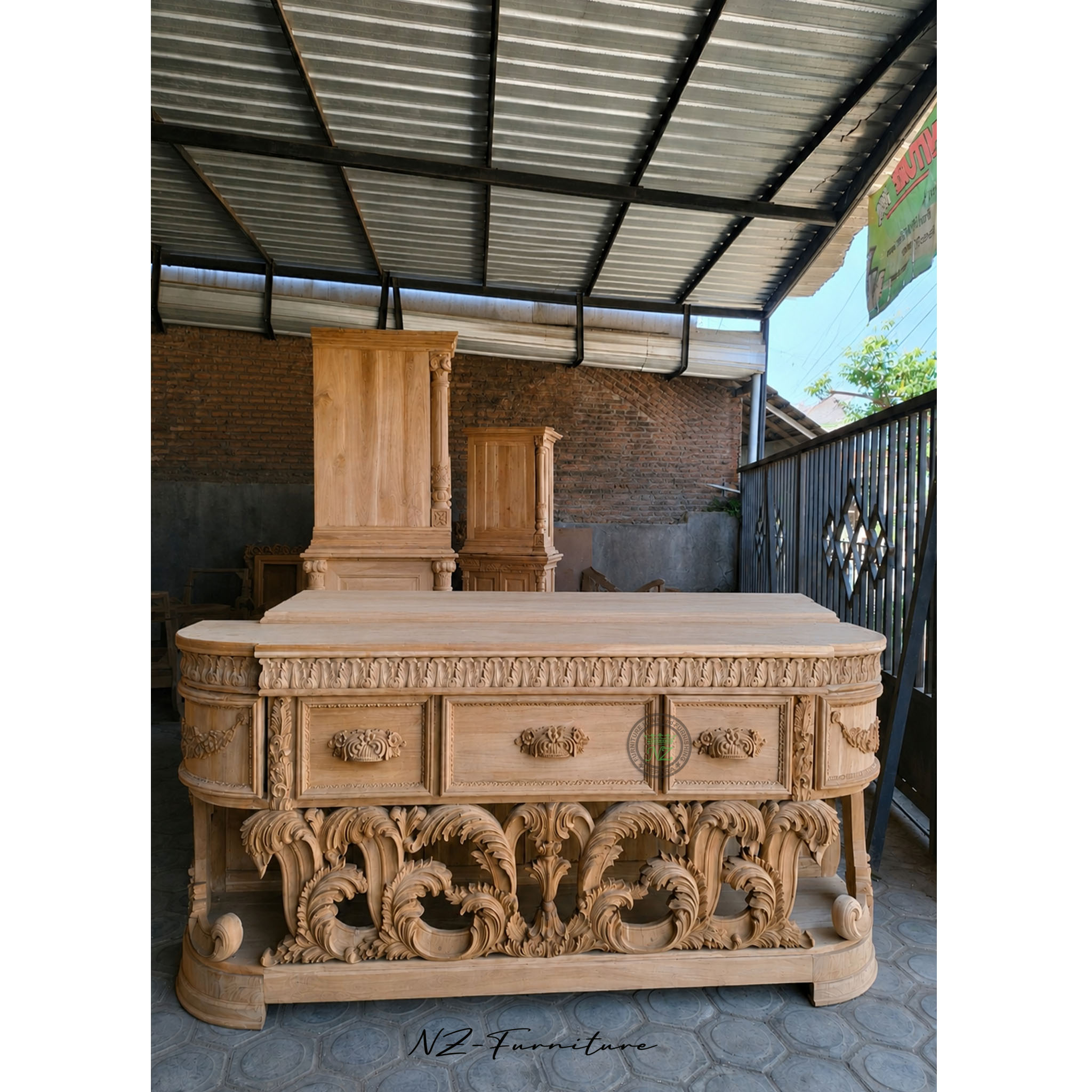 Classic Furniture